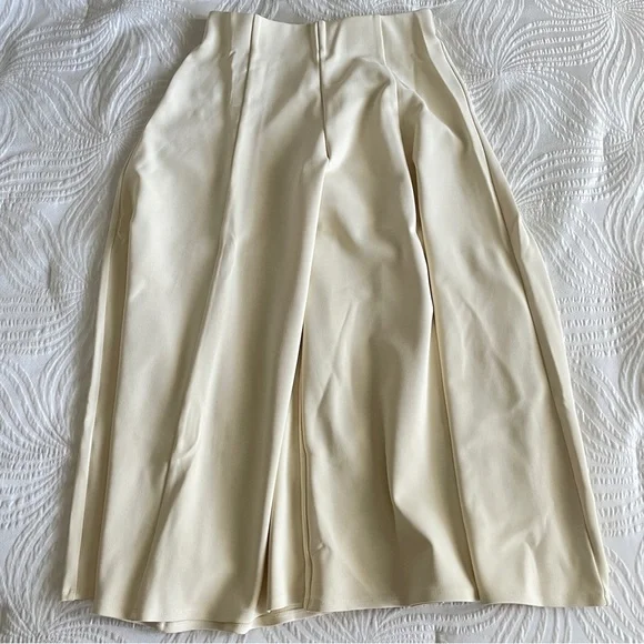 The Row Ulta Wide Leg Ankle Length Pants Small​